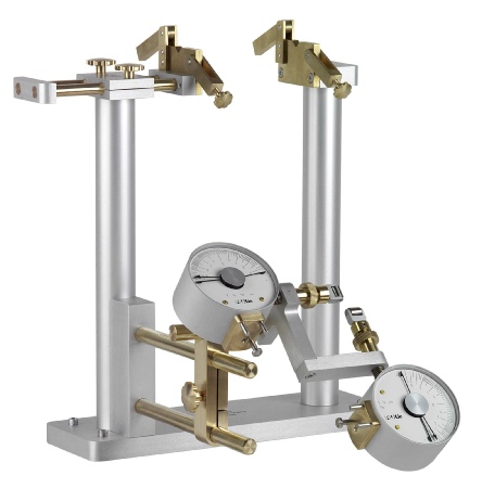 Truing stand with high stability